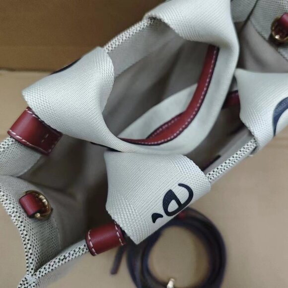 Chloe small woody tote with strap - Picture 7 of 13